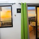 Sunset Paradise 公寓 阿德耶